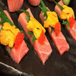 刺身 本マグロ中トロ雲丹のせ (4貫)