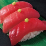 食事 本マグロ赤身寿司(3貫)